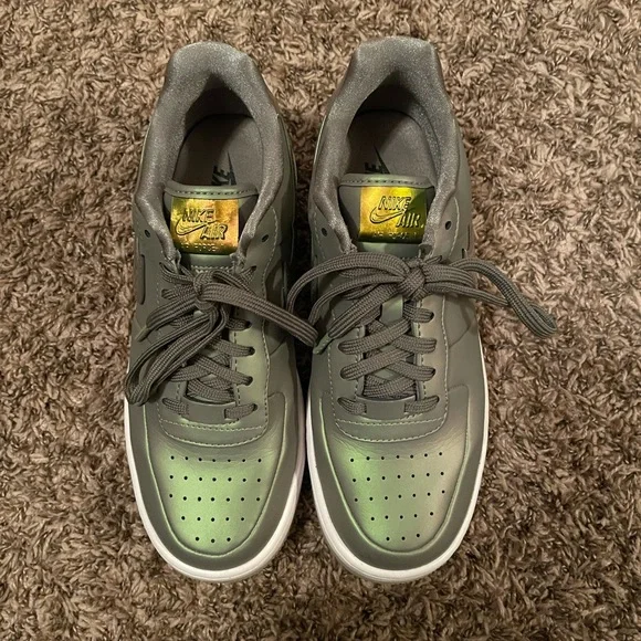 Nike Women's Sneakers - Gray and Green - Picture 2 of 3